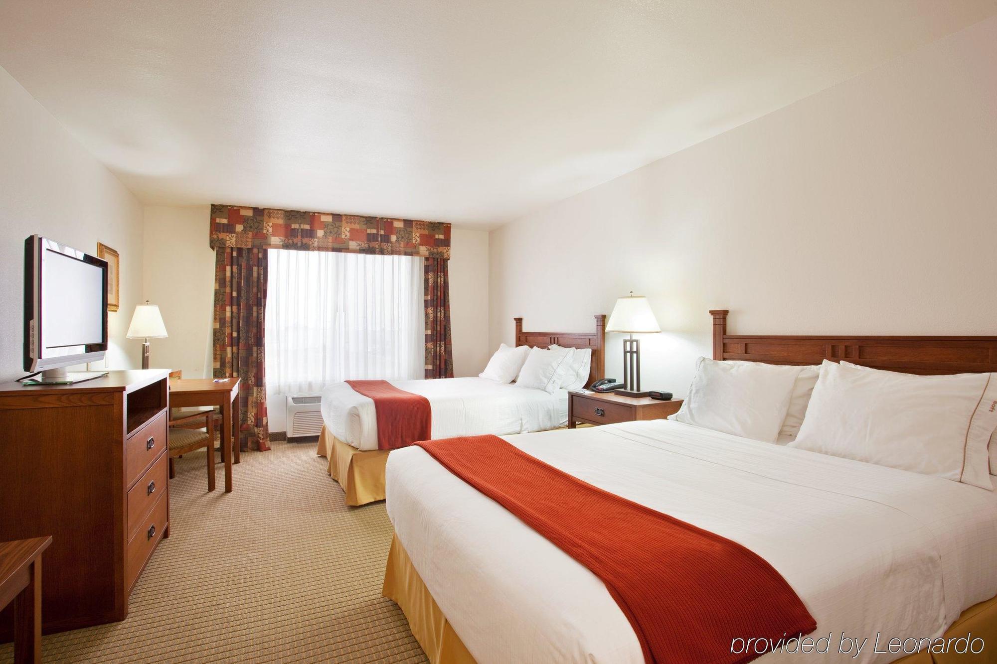 Holiday Inn Express Hotel & Suites Mattoon By Ihg Quarto foto